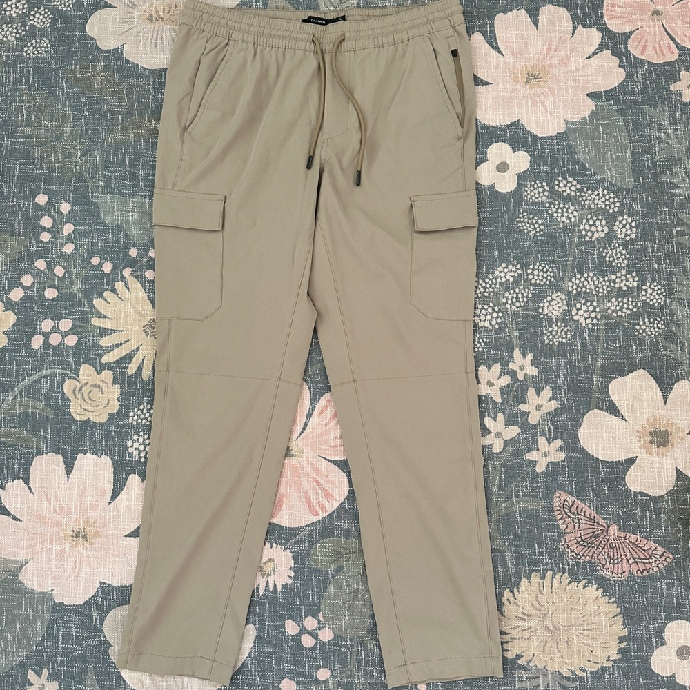 Tahari Men's Khaki Cargo Pants